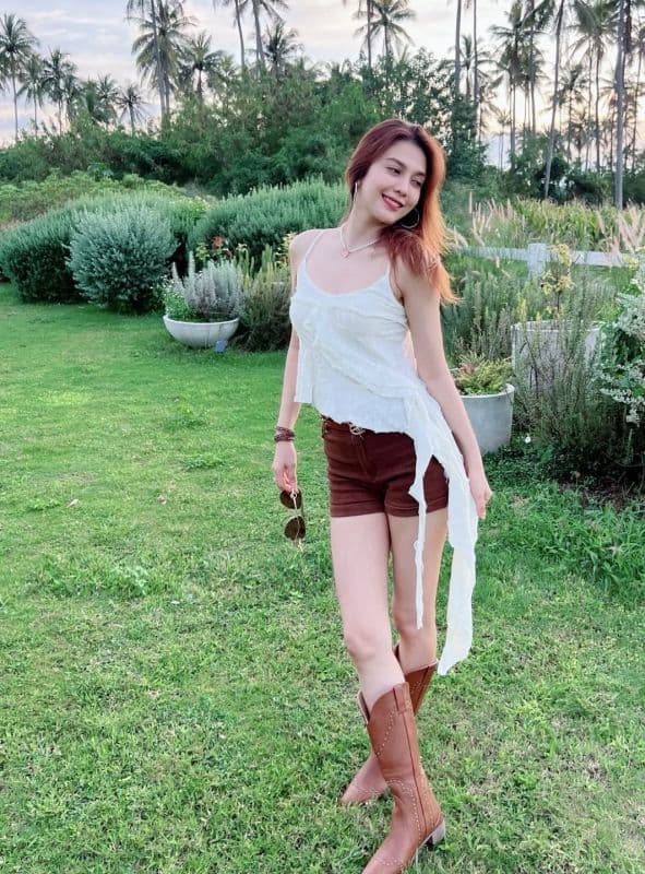 Punch Worakarn另一张清新风格的个人照片