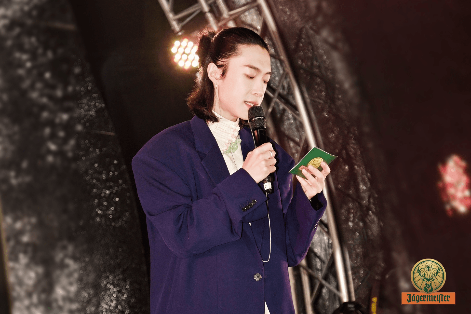 特邀嘉宾门腔主持互动